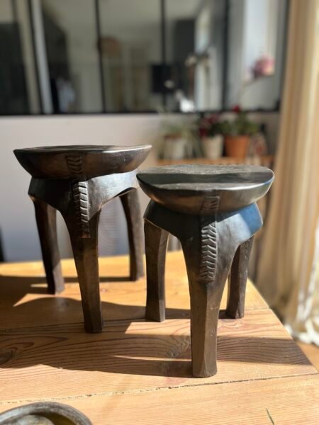 Duo ambiance plateau Tabouret tribal Lobi M à 3 pieds en bois - Côte d'Ivoire N°2 maison kwo