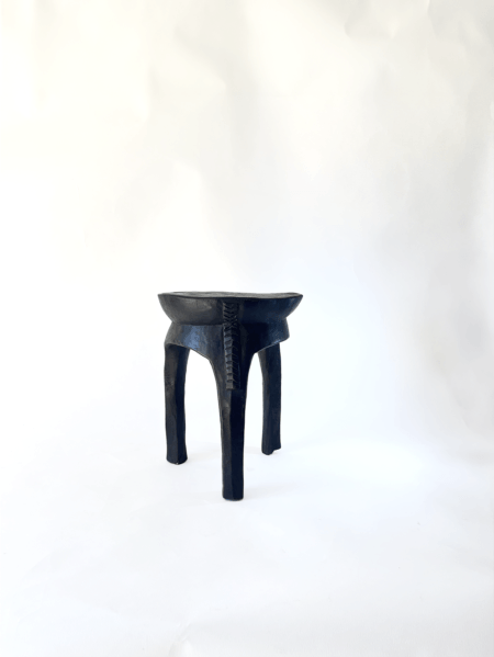 Tabouret tribal Lobi S à 3 pieds en bois - Côte d'Ivoire N°1