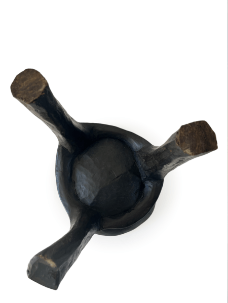 Tabouret tribal Lobi S à 3 pieds en bois - Côte d'Ivoire N°2 – Image 10