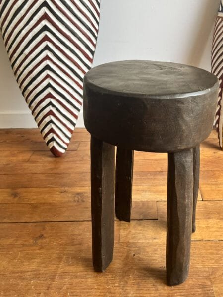Tabouret Lobi  M1  "Mahaï – Terre Brute" en Bois massif - Tabouret africain d'appoint - Tabouret déco - support de plante - Tabouret enfant – Image 9