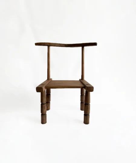 Chaise Baoulé Sculpturale en Bois N°2 - Design Unique - Tradition Royale – Image 6