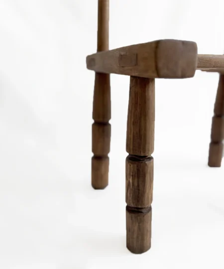 Chaise Baoulé Sculpturale en Bois N°2 - Design Unique - Tradition Royale – Image 9