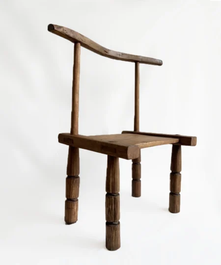 Chaise Baoulé Sculpturale en Bois N°2 - Design Unique - Tradition Royale – Image 10