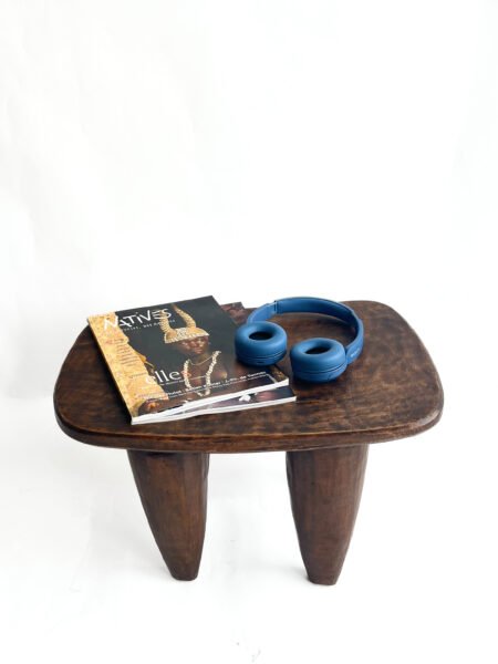 Tabouret africain Senoufo M sculptural en bois massif – Design organique & patine brute |Pièce unique | bout de canapé | tabouret d'appoint MAISON KWO