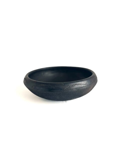 Plat Abron "Kânâh" noir en terre cuite fumée Ø 29cm – Image 2