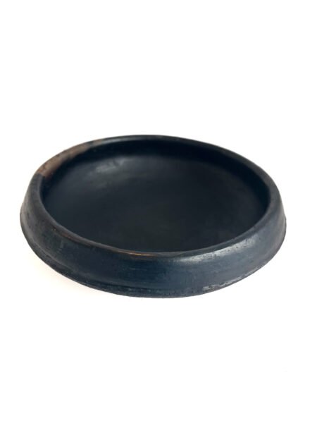 Plat Abron "Kânâh" Noir en terre cuite fumée  Ø 31cm – Image 4