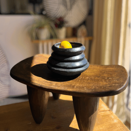 Bol Abron "Kânâh" S – Terre Cuite Fumée Ø 15 -17 cm | Artisanat Abron, Côte d’Ivoire – Image 5