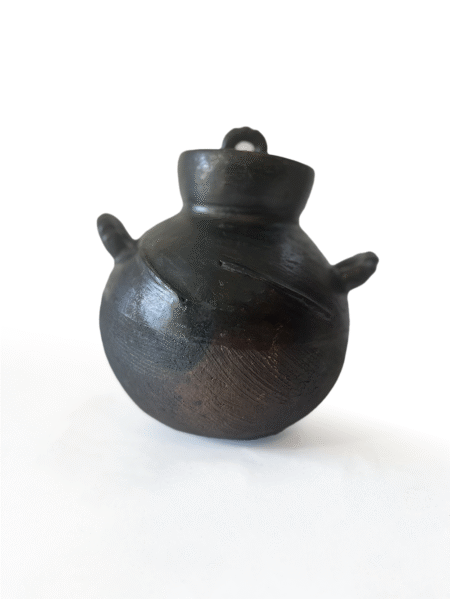 Pot traditionnel en terre cuite fumée Abron "Kânâh" – Canari africain artisanal -KéDjenou – Image 6