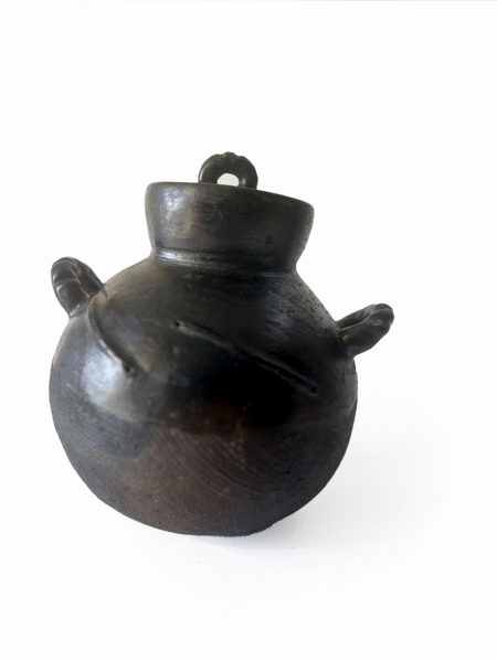 Pot traditionnel en terre cuite fumée Abron "Kânâh" – Canari africain artisanal -KéDjenou – Image 8