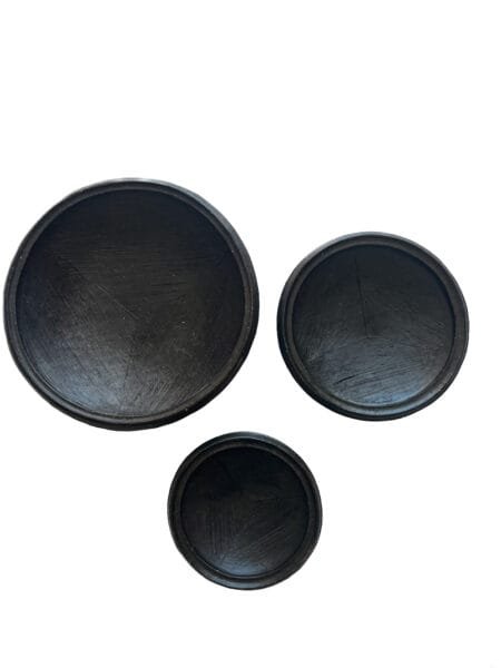 Grand plat “Kânâh” Tassaba Ø 40 cm en terre cuite fumée intérieur striés – Image 7