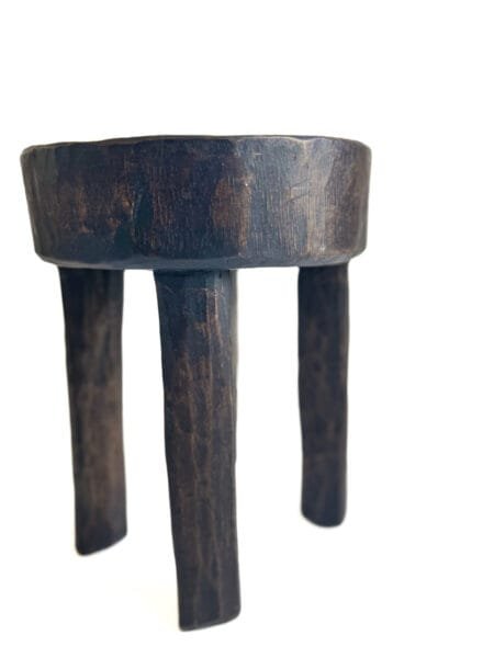 Tabouret Lobi  en Bois massif | en Bois massif - "Mahaï – Terre Brute" S1 – Image 3