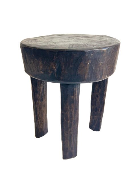 Tabouret Lobi  en Bois massif | en Bois massif - "Mahaï – Terre Brute" S1 – Image 5