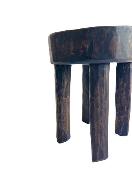 Tabouret Lobi  en Bois massif | en Bois massif - "Mahaï – Terre Brute" S1 – Image 6